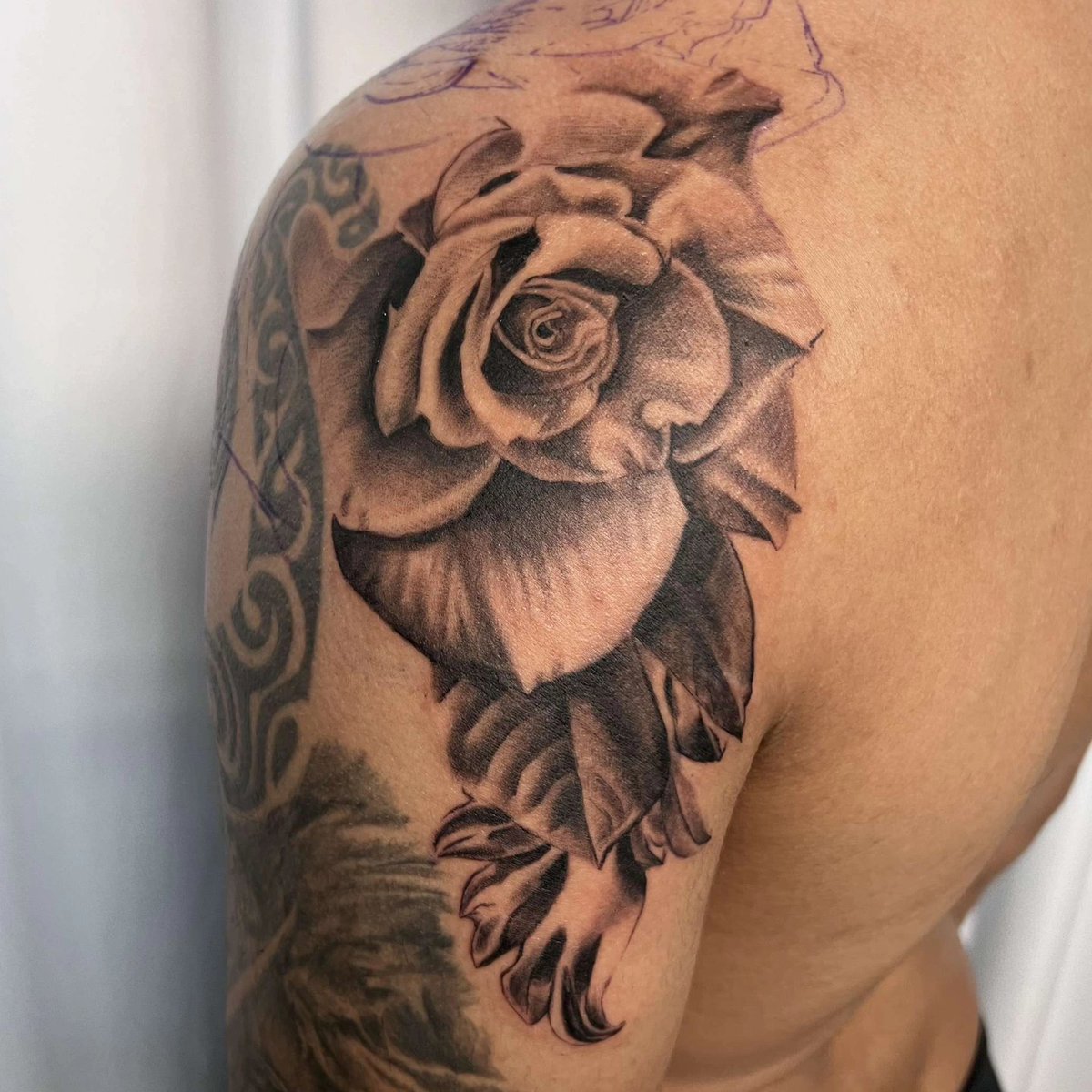 jrutd12's tweet photo. some of my recent work 💉 https://t.co/HnX3ltPvhq