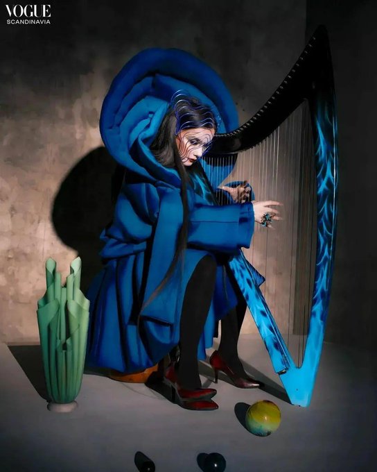 Bj&ouml;rk ❤️ https://t.co/bkH7WumkfG