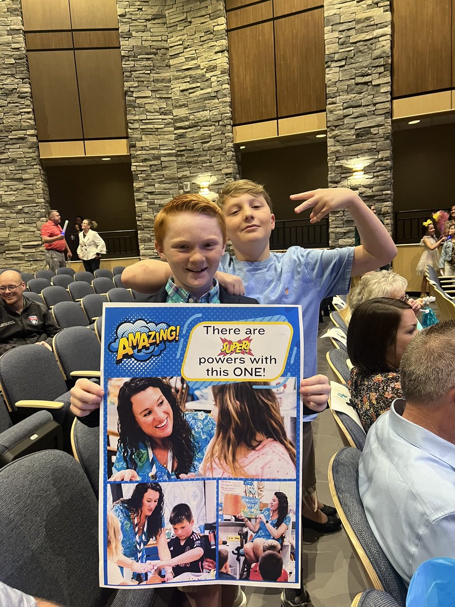 So much fun celebrating our #1! <a href="/MarinerMates/">Lake Murray Elementary</a> TOY #Lex1TOY