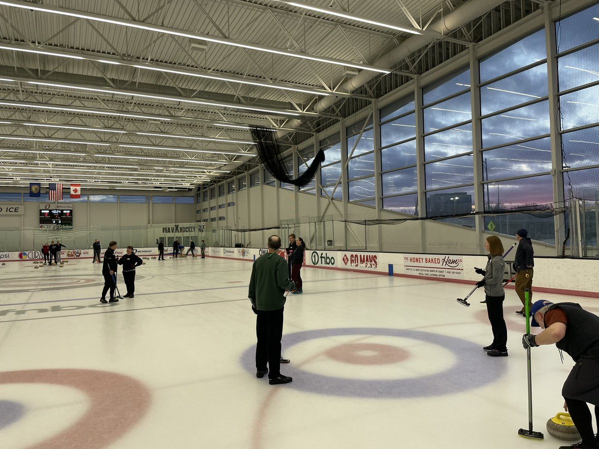 Spring league commences! <a href="/curlaksarben/">Aksarben Curling 🥌</a>