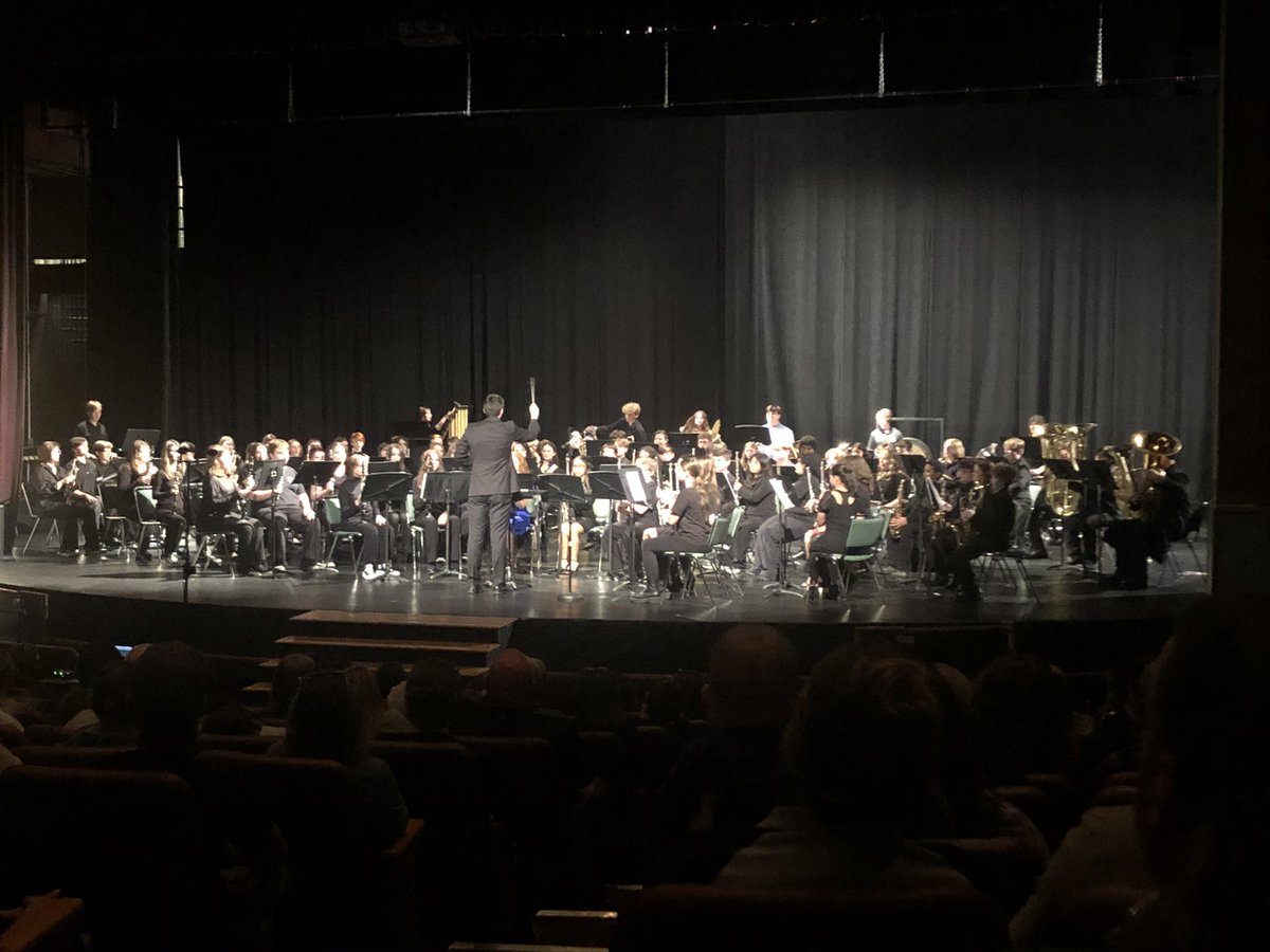 @CaseyCoSchools finest! 🎺 🎶 Congratulations to our students that were selected to play in the Lake Cumberland Music Educators (LCMEA) All District band at The Center tonight. Congratulations! Middle school: Sarah Crowe, Tanner Johnson, Khole Eaves, High school: Cody Thomas