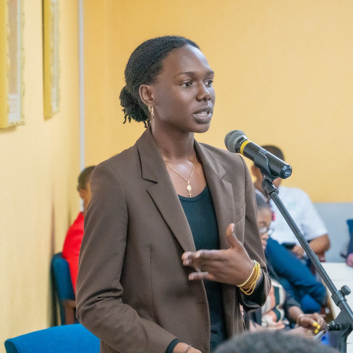 Principal of The UWI, Cave Hill, Professor Clive Landis, on Tuesday welcomed the Minister of Foreign Affairs of Panama, Her Excellency Janaina Tewaney Mencomo to the campus. Her visit came ahead of the planned opening of an Embassy of Panama in Barbados.