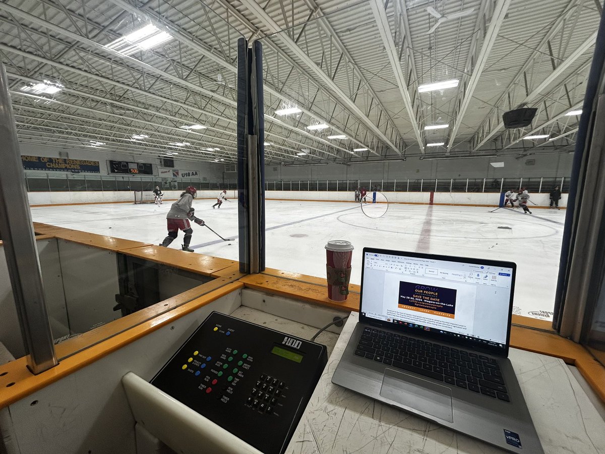 When you have some work to do AND serve as hockey trainer at the same time. Nice comfy and safe stand up desk in the penalty box. Follow me for more work-life balance hacks. 😁 #hockeylife #hockeytwitter #entrepreneur