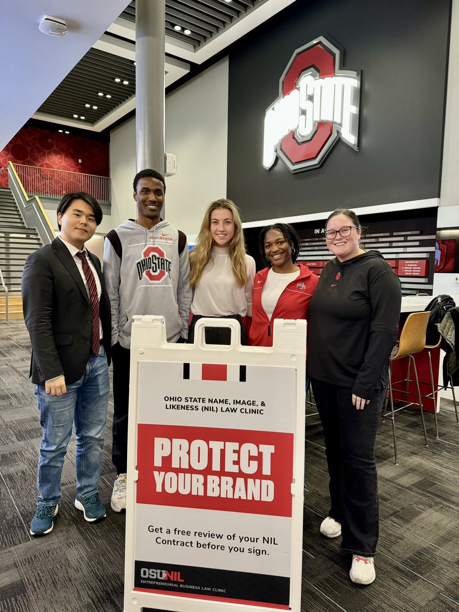 Today several of our clinic students teamed up with the amazing folks @OSUNIL_ to offer @OhioState student-athletes tips on negotiating NIL contracts! We can’t wait to be back again soon. 🤙