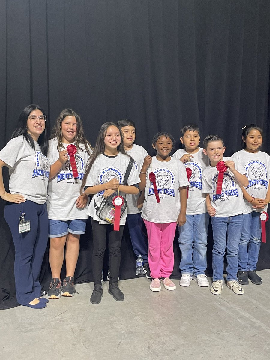 Debbie Johnson (@deb4change) on Twitter photo Our “Name that Book” team getting prepped by <a href="/CaroLegos87/">Carolina Gallegos</a> before the district competition! Reading & enjoying great books is the real prize🍎🏆📚<a href="/KirkElementary/">Kirk Elementary</a> Our “Name that Book” team getting prepped by <a href="/CaroLegos87/">Carolina Gallegos</a> before the district competition! Reading & enjoying great books is the real prize🍎🏆📚<a href="/KirkElementary/">Kirk Elementary</a>