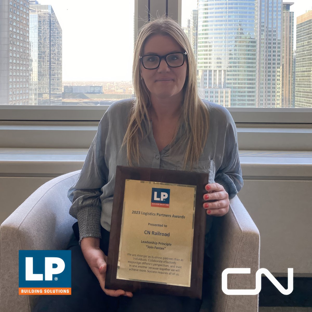 Congratulations to our Industrial Products team for winning the 2023 Logistics Partners Award Leadership Principle 'Join Forces' from our partner LP Building Solutions. Shoutout to Julie Lagacé and team for finding winning solutions and driving success!