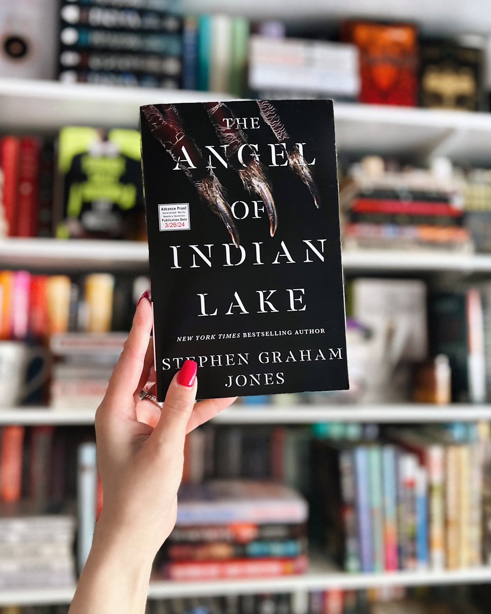 Happy Pub Day! <a href="/SagaPressBooks/">Saga Press</a> @SGJ72 👏🏻👏🏻👏🏻 #theangelofindianlake