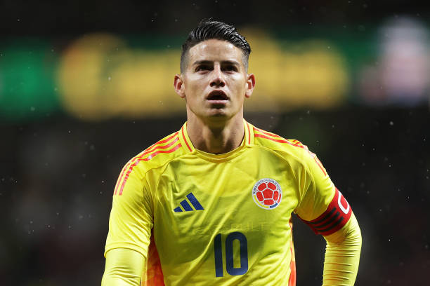 spfcstats on X: "James Rodríguez vs Romênia: ➜ 73 minutos jogados [👀] ➜ 91% no acerto do passe [68/75] (!) ➜ 3 chances criadas (!) ➜ 80% no acerto dos lançamentos [8/10] 𝖈𝖗𝖆𝖖𝖚𝖊 🇨🇴 https://t.co/DvnRjHVB7x" / X