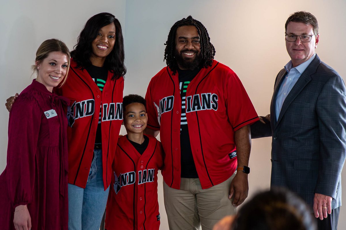 indyindians tweet picture