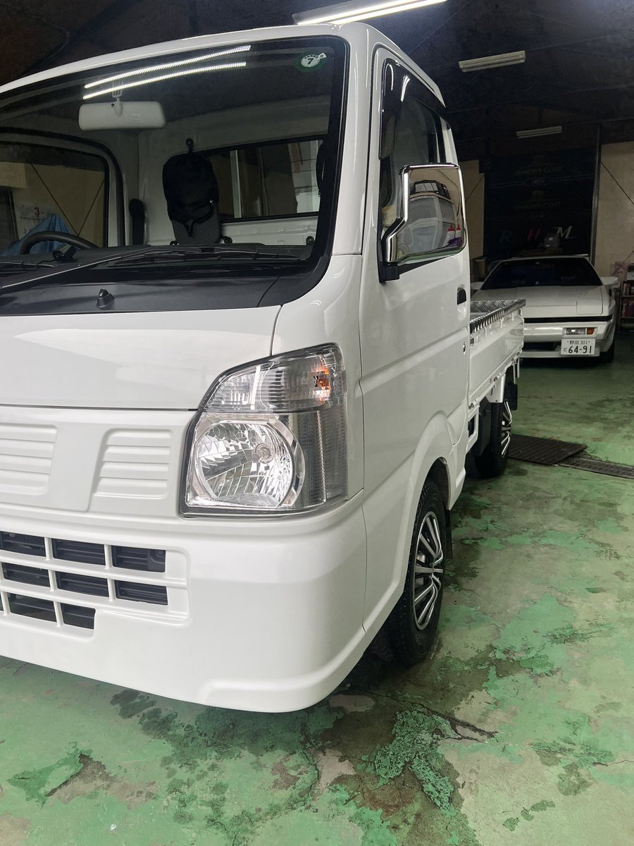 Delight20210901's tweet photo. 日産 NT100
フローリンコート
施工させて頂きました。
ありがとうございます。
#日産
#NT100
#カーコーティング
#千葉県
#柏市
#流山市 https://t.co/P7wCVrScAL