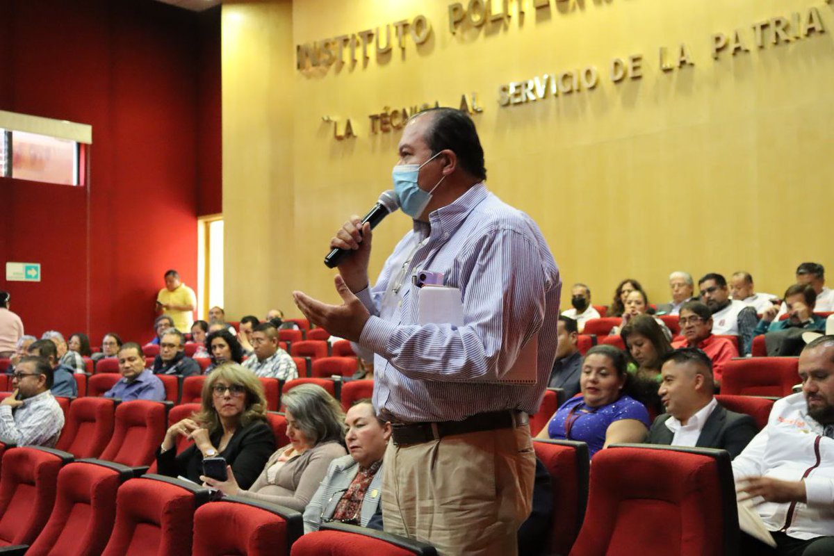 Carlos_GomezRod's tweet photo. #SNTE
En reunión de trabajo con los Secretarios Generales Delegacionales y la Directiva Seccional en las instalaciones de la #UPIIBI, se dió seguimiento a las actividades de la agenda sindical en beneficio de los docentes del @IPN_MX.
¡Síguenos en redes sociales para que conozcas las actividades que realizamos en beneficio de la comunidad docente del #IPN y sus familias!