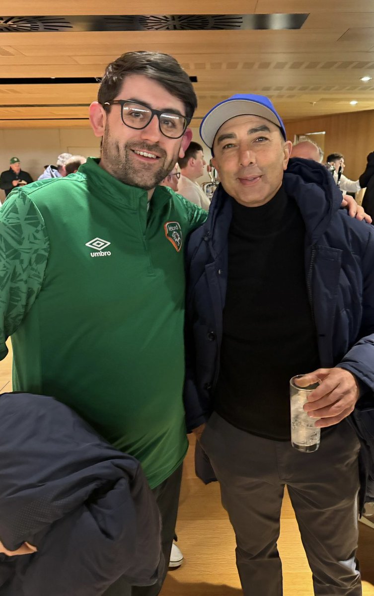 ☘️Has Mr O’Leary just met Roberto Di Matteo, the new <a href="/IrelandFootball/">Ireland Football ⚽️🇮🇪</a> Manager at the Aviva Stadium? 👀 #DiMatteo #Ireland #Chelsea #COYBIG 🇮🇪 ⚽️