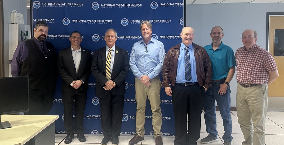 Great to visit @NWSColumbia to learn how they provide critical weather, water & climate forecasts to protect/inform our community. We looked at various technologies & equipment used and discussed their services, partnerships, and how our office can best support their mission.