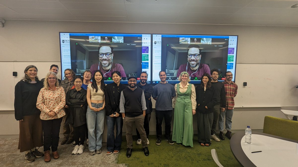 Celebrating our S1 2024 Masters of Research Training students. We have spent an intensive few weeks together traversing all things research leading towards some very compelling research proposals! All the best for your research journey (one week to go - after Easter)!