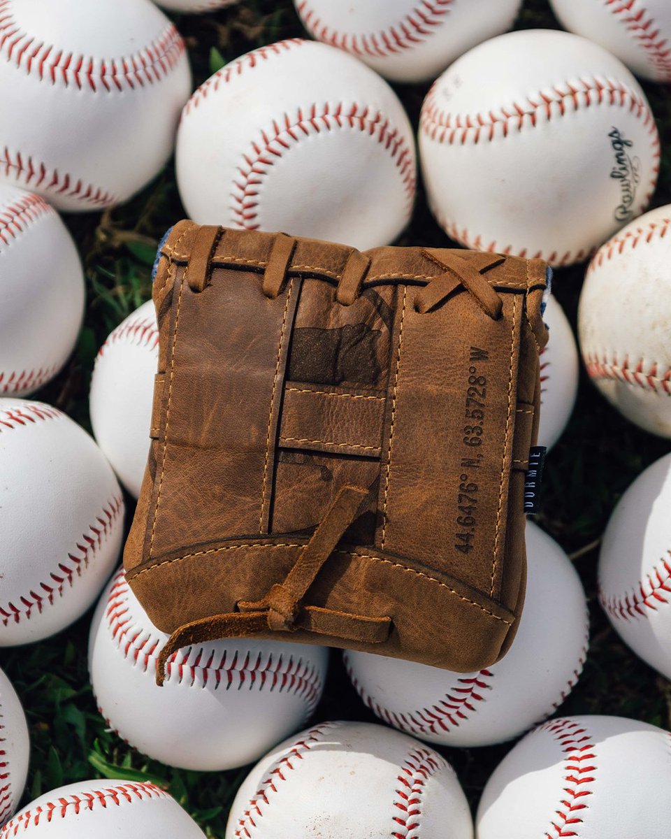 Calling in the heavy hitters! Our new Bullpen and Walkoff putter covers are here to round out The Designated Hitter Collection. Grab your glove now- this is a limited drop! ⚾️ l8r.it/wUdt