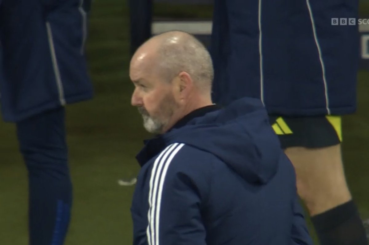 truthorbare's tweet photo. Things you like to see after the National Anthem gets booed by the tartan army.

#SCONIR https://t.co/P3sDeObEMk