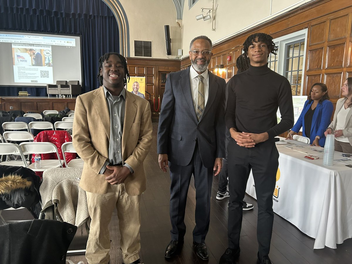 Anthony Buford tweet media