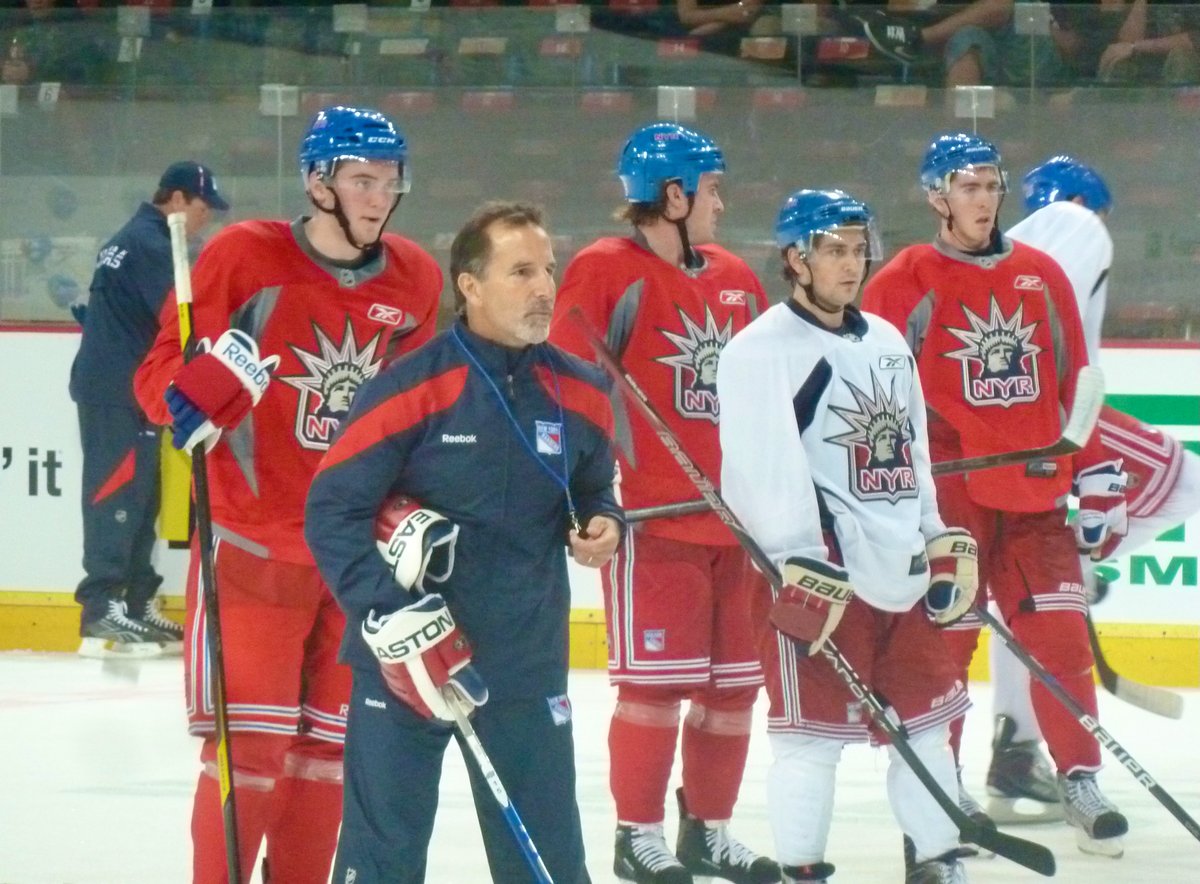 Always entertaining when Tortorella returns to @TheGarden as is the case tonight. The former Rangers head coach leading a young & overachieving Flyers squad. Just don't ask 'Torts' if it will be a sentimental night for him.😀 My pics from Prague 2011. #NYR @NYRangers @NHLAdamK