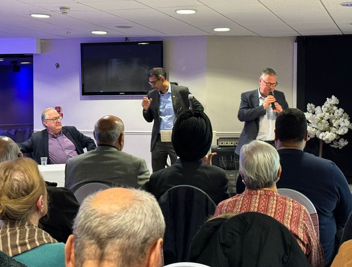 Proud to speak tonight alongside Reform's London Mayoral candidate Howard Cox at a Back Heathrow event in Osterley. Heathrow is the backbone of much of West London @Cox4London @BackHeathrow @reformparty_uk Vote for Howard and Reform on the GLA elections