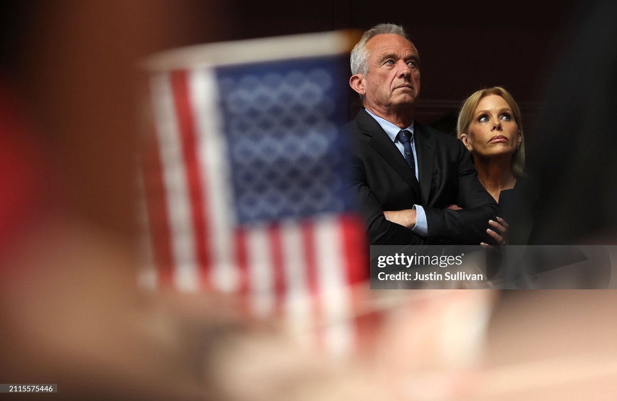 Independent presidential candidate Robert F. Kennedy Jr., joined by his wife, actress Cheryl Hines, announces Silicon Valley attorney Nicole Shanahan as his pick for Vice President at the Henry J. Kaiser Event Center in Oakland, California 📸: @sullyfoto