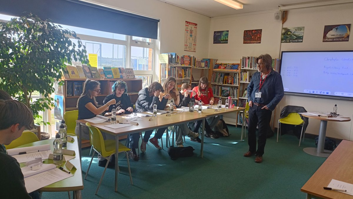 Pencils at the ready: today some of our Yr12 students @#Sheringhamsixth had the privilege of working with Christopher Woodall from the Royal Literary Fund in a workshop specifically tailored to support Academic Reading and Academic Writing. A real treat for everyone.