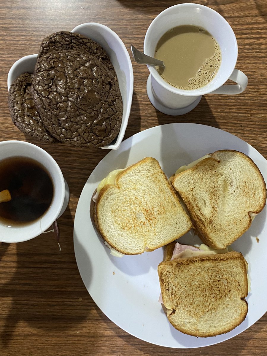 bleachtay's tweet image. ella será más hermosa linda preciosa pero yo te puedo hacer la merienda