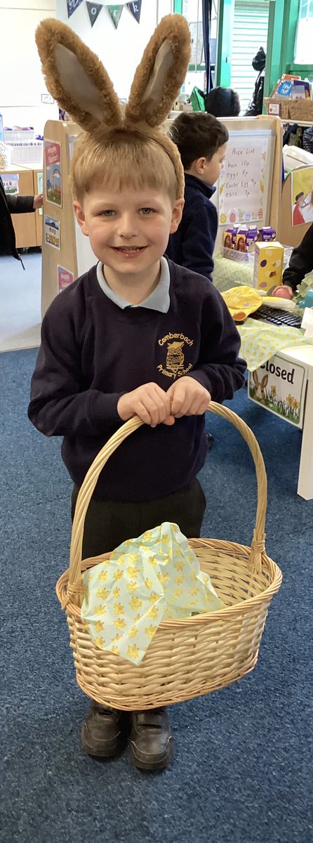 Miss Davies tweet media