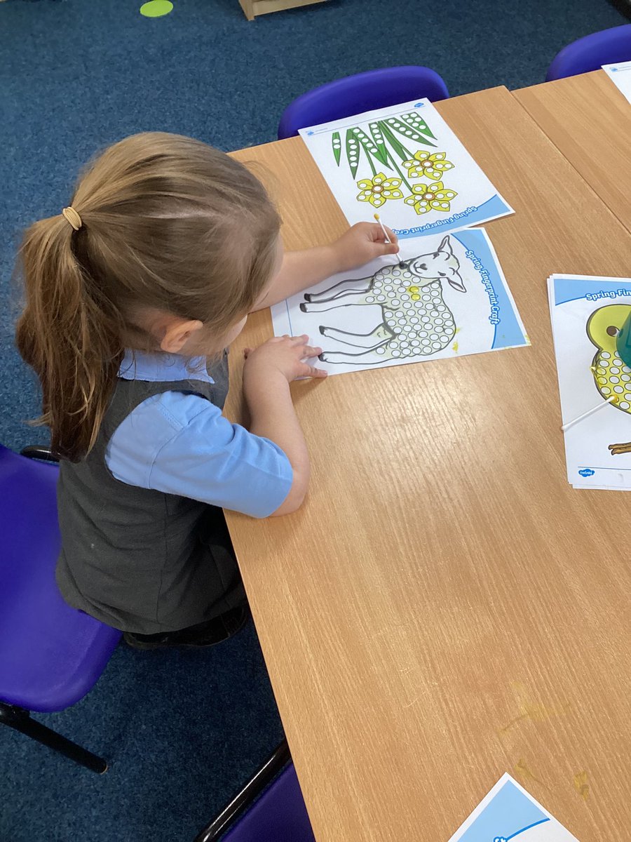 Miss Davies tweet media