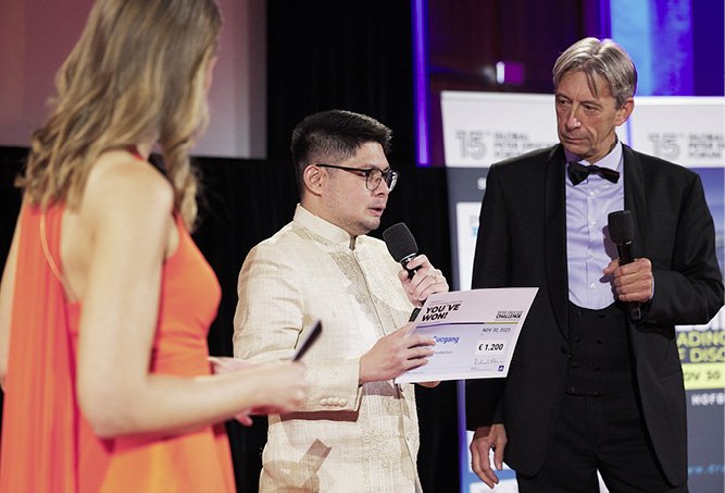 "Winning the Drucker Challenge wasn't a big deal." 

Said No.One.Ever.

Cash prizes, a paid trip to Vienna to attend the <a href="/GDruckerForum/">Global Drucker Forum</a>, an #HBR subscription and much more!

Learn more at our FREE Digital Information Session!

druckerchallenge.org