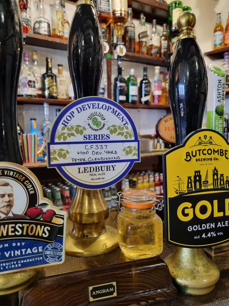 PoWLedbury's tweet photo. Good article in the Herefordshire CAMRA magazine, Hopvine, about the @CharlesFaram Hop Development series from Ledbury Real Ales.
We're very pleased to have the second in the series ready today, 'CF337'.  #realale #realales #realalepub #herefordshirecamra #camra https://t.co/uPIJSUIriR