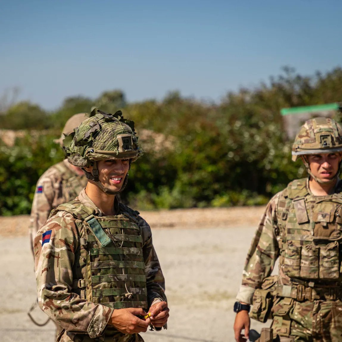 “Targets to your front… Go on” Marksmanship training on the south coast of England. The Irish Guards are recruiting now. Find your family. #IrishGuards☘️💂🏻 #Britisharmy