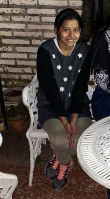 Solicitamos la ayuda de la ciudadanía para ubicar a la adolescente, NUVIA FIORELLA ROMERO FERREIRA de 14 años de edad, con paradero desconocido. Último domicilio Ciudad de Ypane, Departamento Central. Solicitó la publicación la Defensora de Niñez, Maria Luisa Lopez.