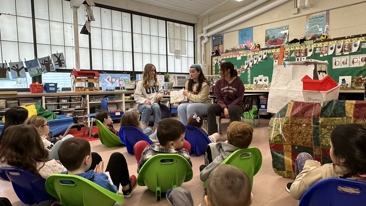 Dana Hall (@danathomashall) on Twitter photo Charlie the Charger🐴 & <a href="/CharihoRegional/">Chariho Regional💚</a> HS students enrolled in AP Literature (aka “Readers as Leaders”) joined the READING WEEK celebrations📚🎉at Hope Valley Elementary School as guest readers!! 💚 #aplit #charihoproud #charihoreadersasleaders #charihoreads Charlie the Charger🐴 & <a href="/CharihoRegional/">Chariho Regional💚</a> HS students enrolled in AP Literature (aka “Readers as Leaders”) joined the READING WEEK celebrations📚🎉at Hope Valley Elementary School as guest readers!! 💚 #aplit #charihoproud #charihoreadersasleaders #charihoreads
