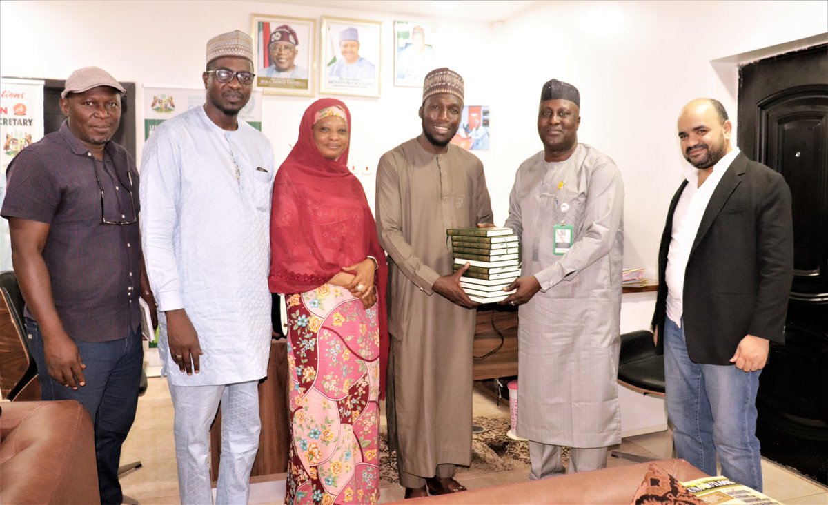 The Permanent Secretary, Bashir Muhammed (mni) recently welcomed a team from the Muslim World League on a courtesy, led by the Acting DG, Mallam Al-amin Hamza.