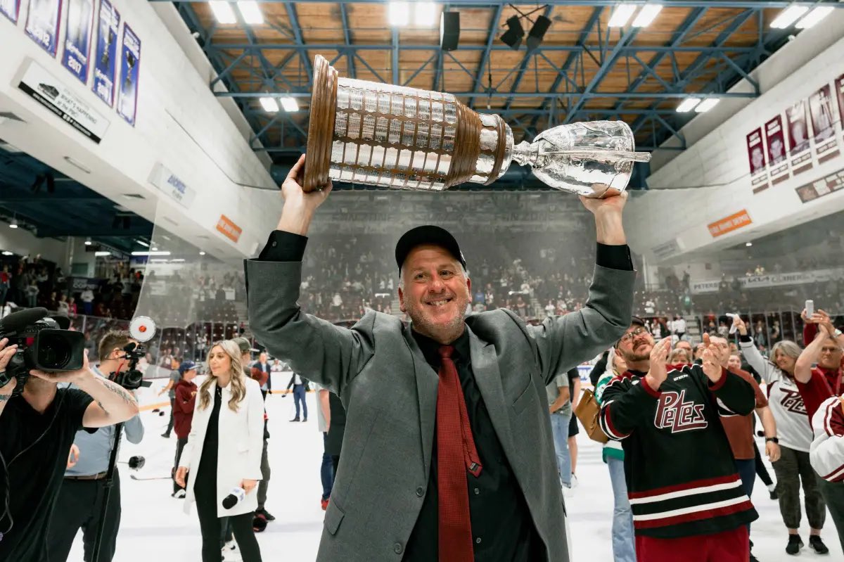 Re: Rob Wilson extension 

Absolutely love it. Can’t say enough about the job he’s done since arriving. 

The biggest thing for me is he’s turned around the negative narrative around playing for the #Petes and made them a place players like to play once again.