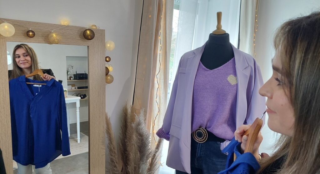 BasseCourFr's tweet image. #JustineMerrien lance F&apos;émïna à Pléhédel, vendant vêtements grandes tailles et conseils en image. Une initiative essentielle pour l&apos;inclusivité corporelle! #Féminisme #ModeInclusive