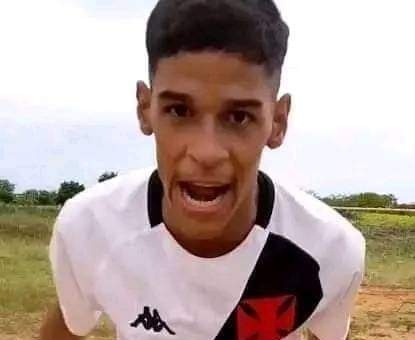 TdCascaGrossa's tweet photo. Boa noite rapaziada 👍

Rinha de Casca Grossa #3

Tema: Negão da Net

Qual desses é mais Casca-Grossa?

Luva de Pedreiro X Speedy https://t.co/I1VXAnLh0R