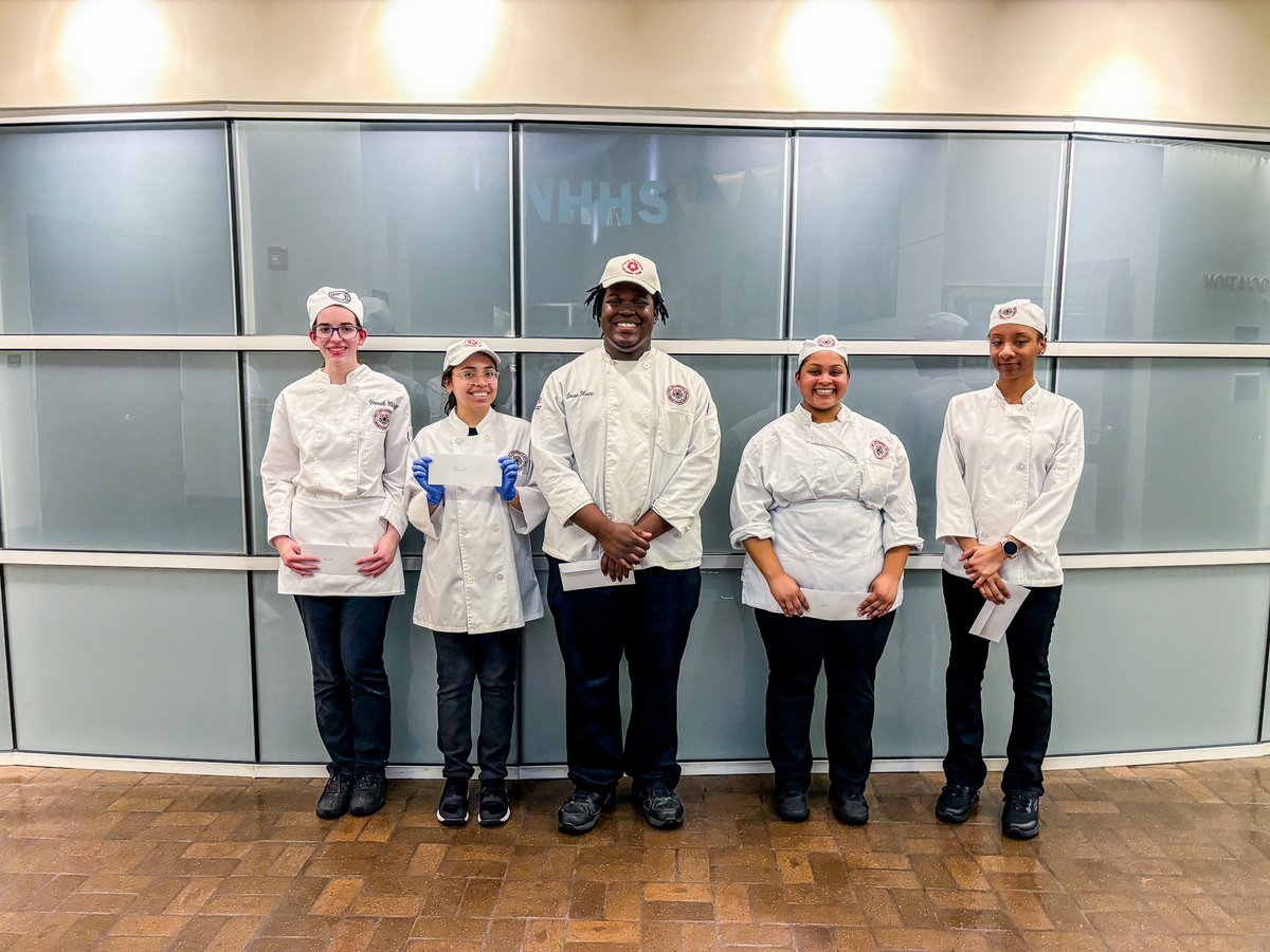 LUCollegeofEHD's tweet photo. Congratulations to our culinary students who received scholarships from the Sabine Area Texas Restaurant Association! @TXRestaurants
(Left to Right): Hannah Mitchell, Debanhi Loza, Javon Moore, Jynis Doze, and Imani Riascos
#WeAreLU #LUProud #CoEHD #Cardinals https://t.co/F3xol5RVE3