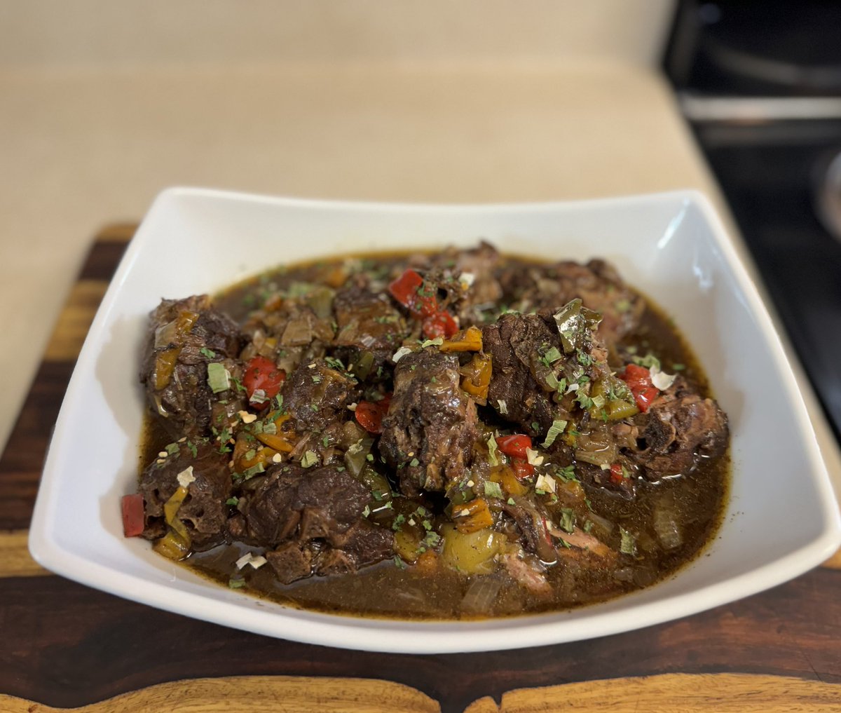 laq4197_lm's tweet image. This oxtail dupe didn’t last 30 mins! #homecooking #homecooked #food #Turkey