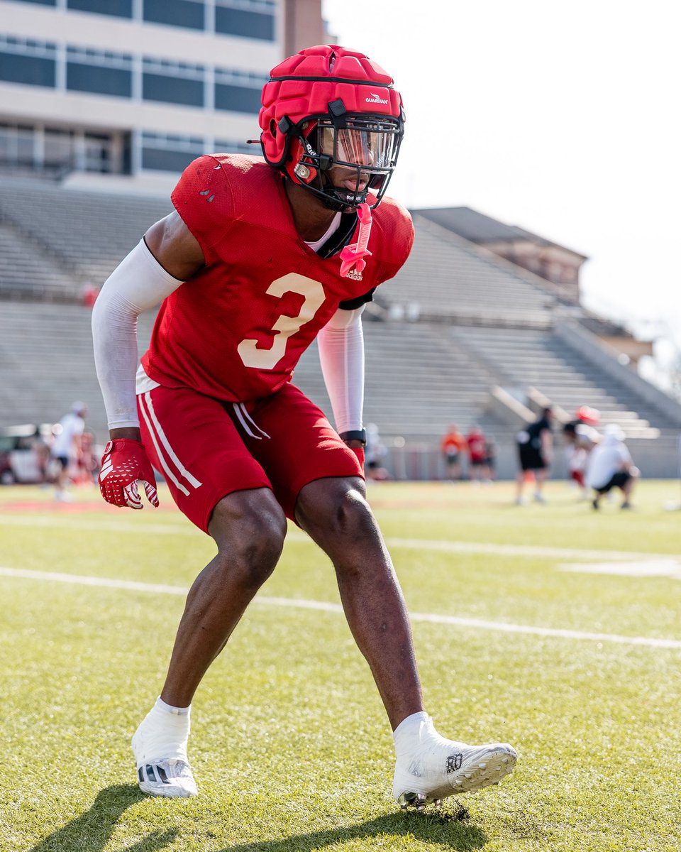 Larry(L₃)Worth tweet media