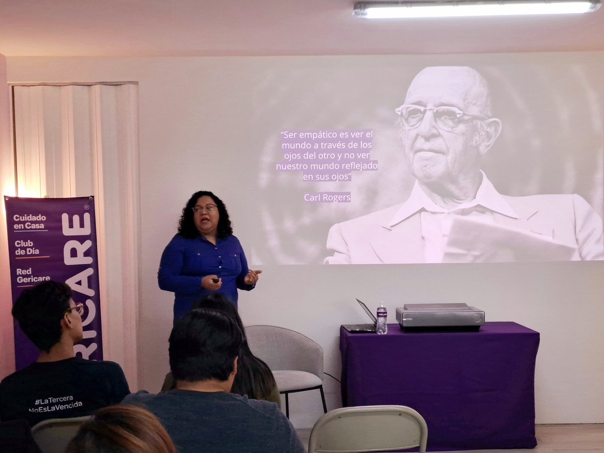 GericareMexico's tweet photo. Da inicio nuestra conferencia Personas al Centro: nuevos enfoques de cuidado y atención, impartida por la psicóloga Samantha Galván. https://t.co/oksv0xzVtl