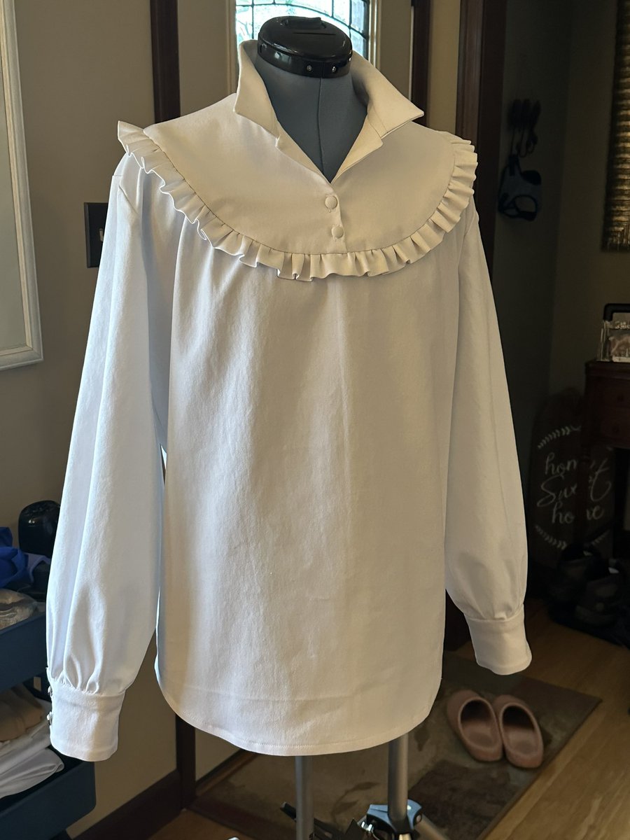 Malindachan's tweet photo. @MadewithMaridah Shirt done! 
I went ahead and cut out everything for the Jacket last night too, so let’s gooooooooooo https://t.co/0ulqZdVYtU