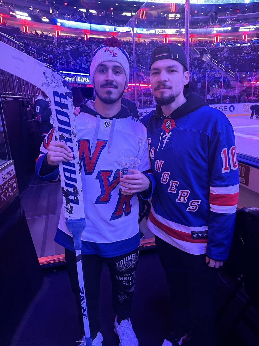 nyrant88's tweet photo. Signed Igor stick 😭💙 First class org as usual 🙏🏻 Love you @NYRangers 
@alex_mikoleit https://t.co/9Agfx3yl01