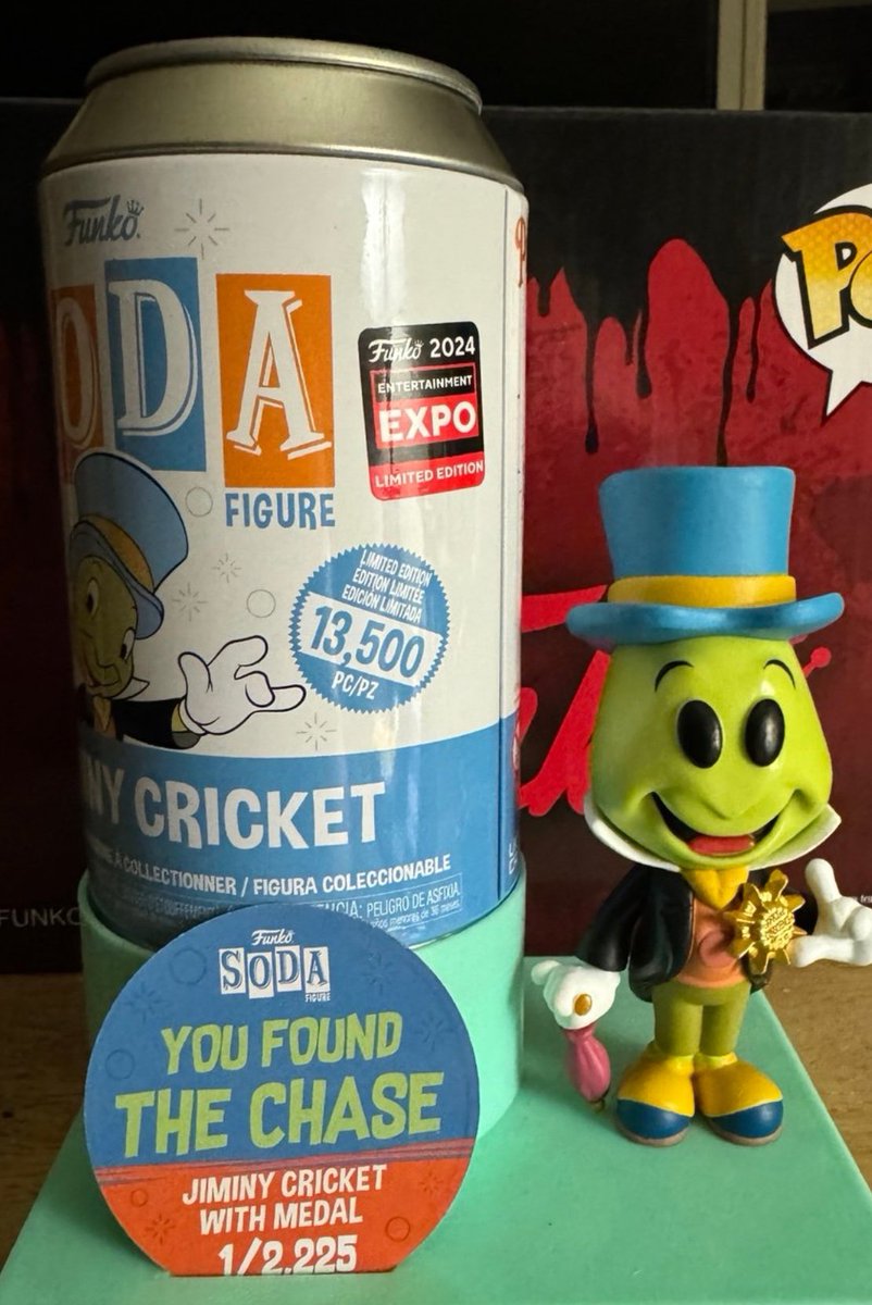 Another look at the upcoming C2E2 2024 Box Lunch Exclusive Disney’s Jiminy Cricket Funko Soda Chase courtesy of Grunge Boy. #Funko #FunkoSoda #FunkoPOPVinyl #FunkoPOPs #FunkoSODA #Disney #C2E2 #Collectibles #vinylcollection