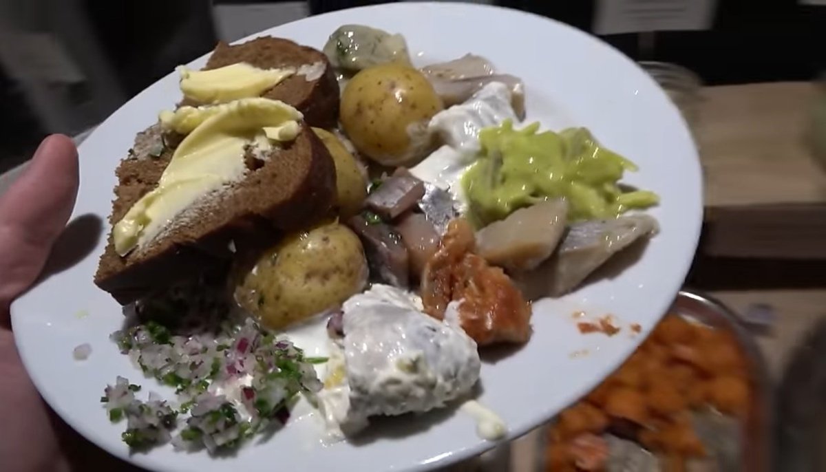 edeninho🦚 tweet media