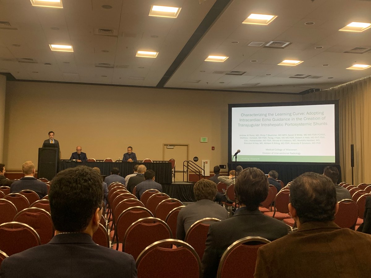 mjdhenry's tweet photo. Chief Phil presenting back to back on AI algorithms identifying central line placement and ICE guidance during TIPS @SIRspecialists #SIR24SLC @MCW_VIR https://t.co/Mbw1DCqHGV