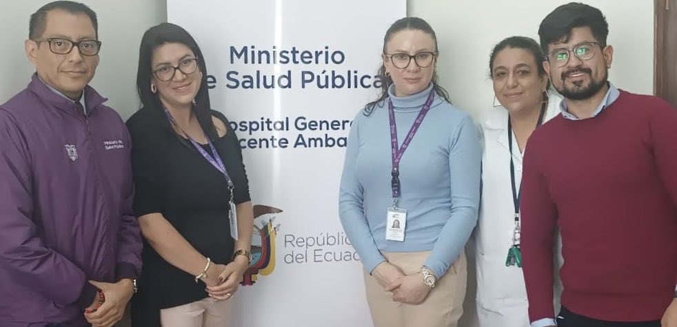 IndotEcuador's tweet photo. El equipo de la Coordinación Zonal Quito del #INDOT mantuvo una reunión de trabajo con los representantes del Hospital Docente de Ambato, con el fin de articular acciones conjuntas que permitan brindar una atención con calidad y calidez en los servicios de donación y trasplante para la población.

En #ElNuevoEcuador promovemos la importancia de salvar vidas a través de la donación en cada rincón del país.
@marioherrerav @DrFEncaladaC