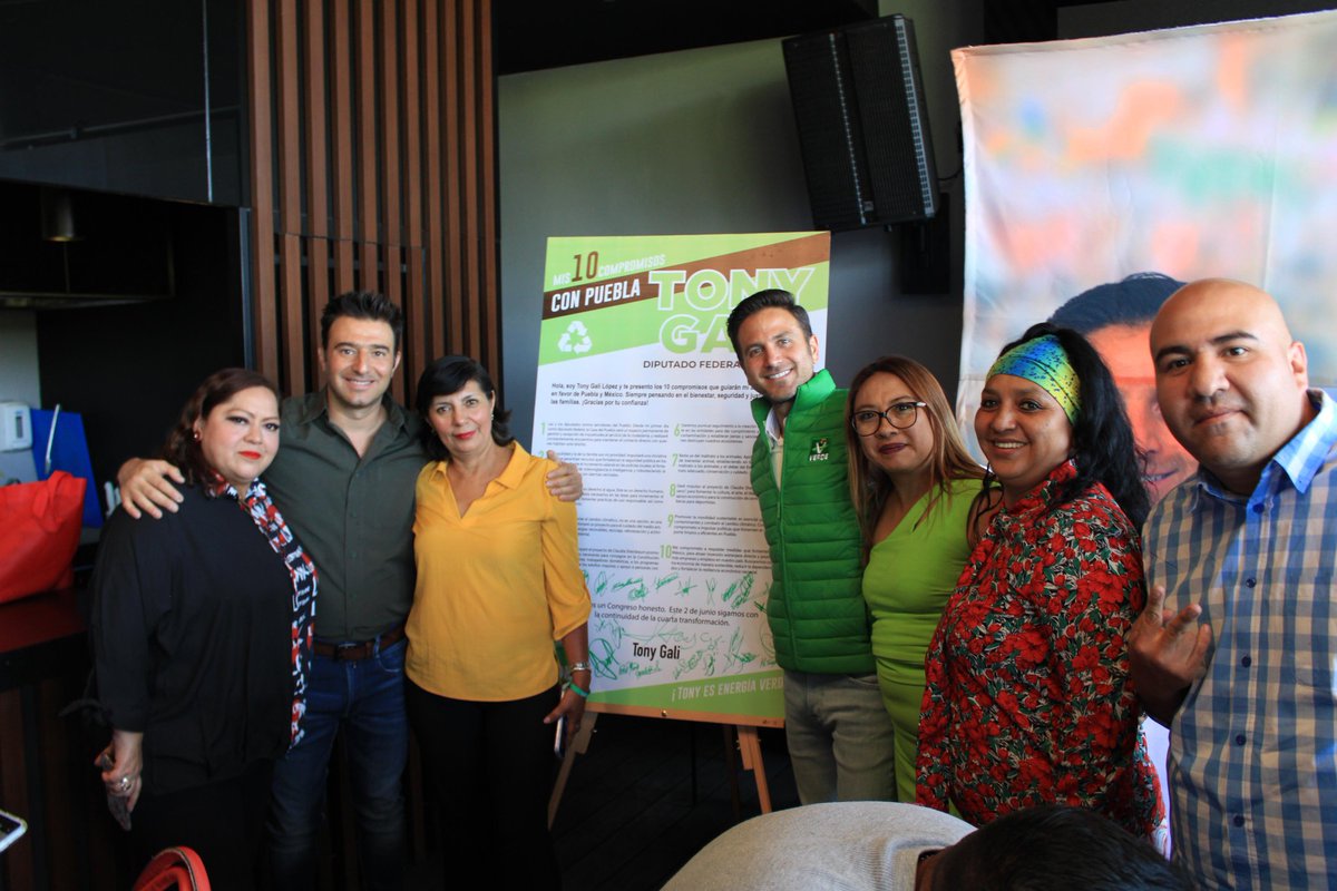 eliashanan08's tweet photo. Acompañé a @TonyGaliLopez a la firma de 10 compromisos para la seguridad, la economía, el bienestar social y el cuidado del medio ambiente. #VotaVerde #Distrito9 https://t.co/y3IqrJQNLq