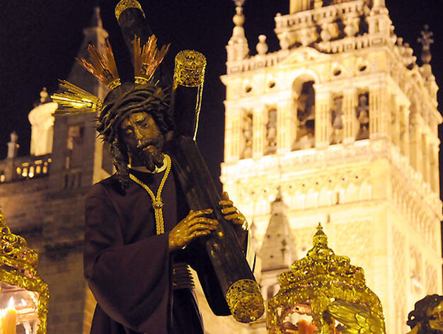 PasionDeSevilla's tweet photo. 🔴 ÚLTIMA HORA | El Gran Poder saldrá con túnica lisa en la Madrugá de 2024.

#SSantaSevilla24 https://t.co/5kcUZk4HYw