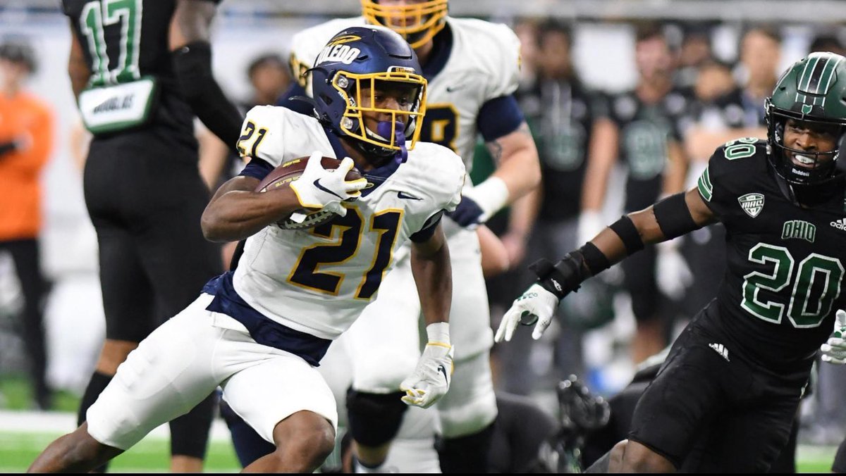 After a Great and long conversation with , @CoachFlemWR I am honored and blessed to receive my 9th division, one offer from @ToledoFB #ATH #ATEEZ 💛💙@EarlGill10 @CoachBrianGlas1 @coachdwms @ArElite100 @PrescottAthlet1